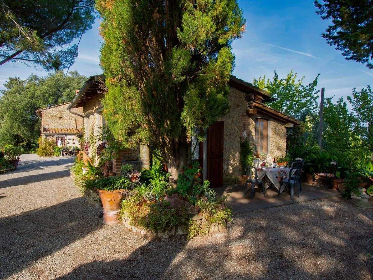 Casa vacanze Villa Locazione Turistica Il Crocino II Colleoli Italia